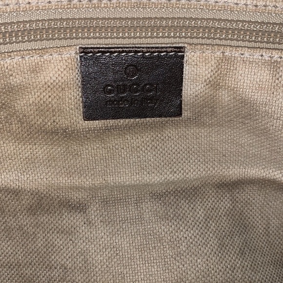 Authentic Gucci bag with optional shoulder strap - Picture 8 of 17